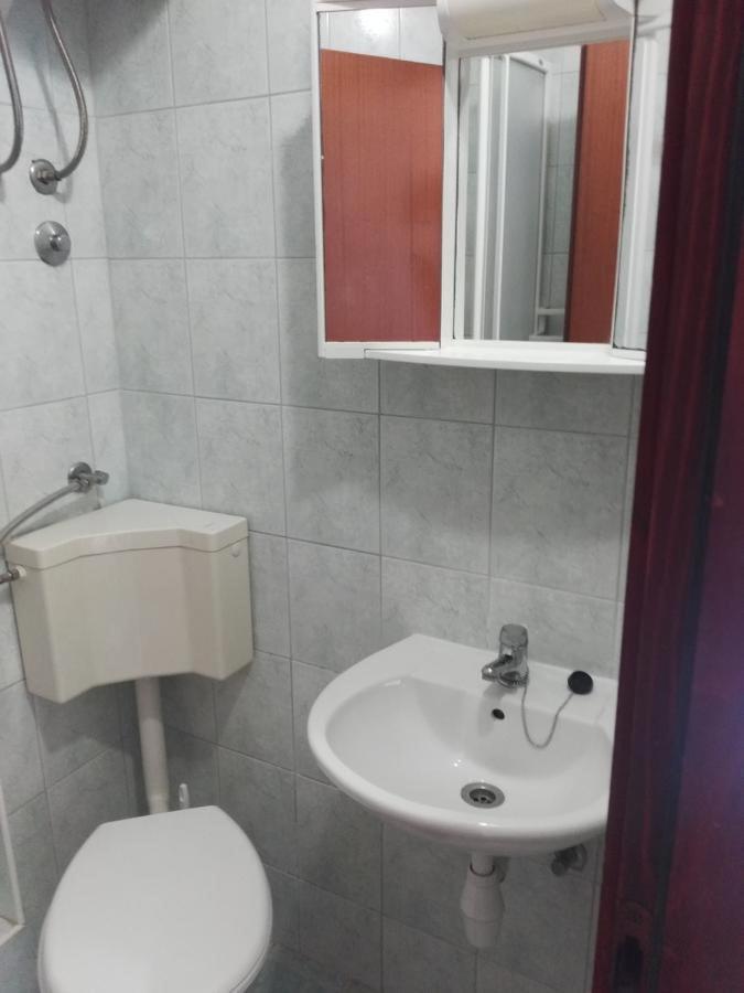 Apartmani Karuza Novalja Exterior photo