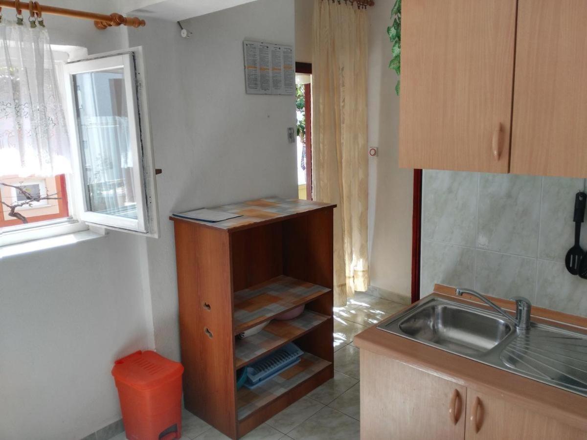 Apartmani Karuza Novalja Exterior photo